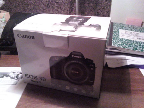 5d2_1 The Box.